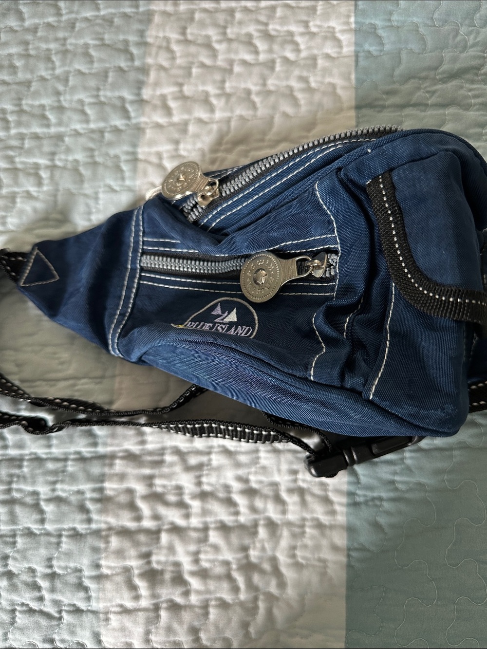 New blue island sport Navy Waist Pouch w Silver Zippers